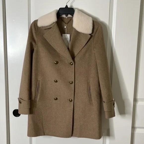 BELLE AND BLOOM Liberty Faux Shearling Collar Coat in Oat - Picture 5 of 9